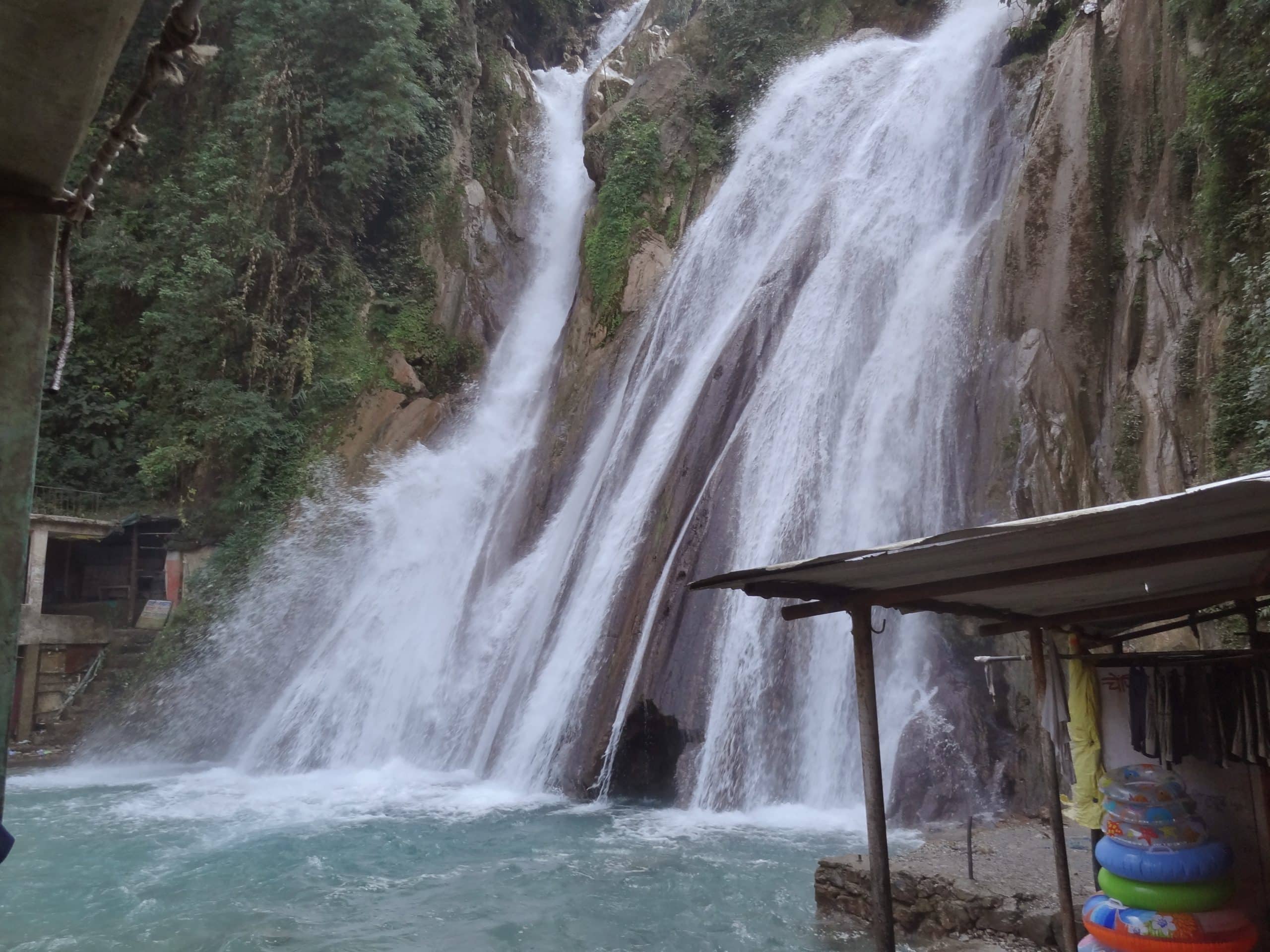 Kempty Falls: A Serene Escape in Mussoorie